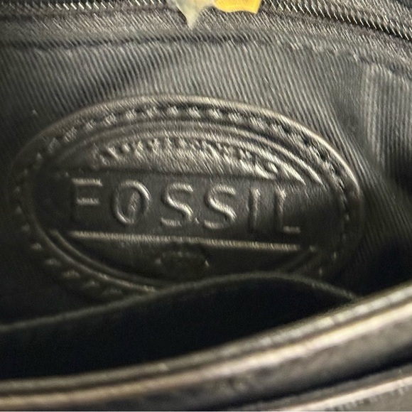 Gently Used Fossil Black Leather Crossbody Bag - Picture 2 of 5